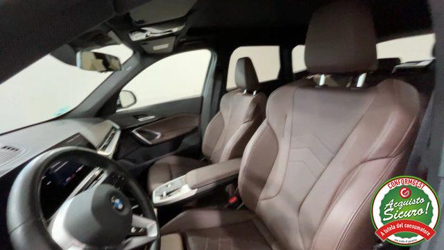 BMW X1 sDrive 18d xLine + Tetto