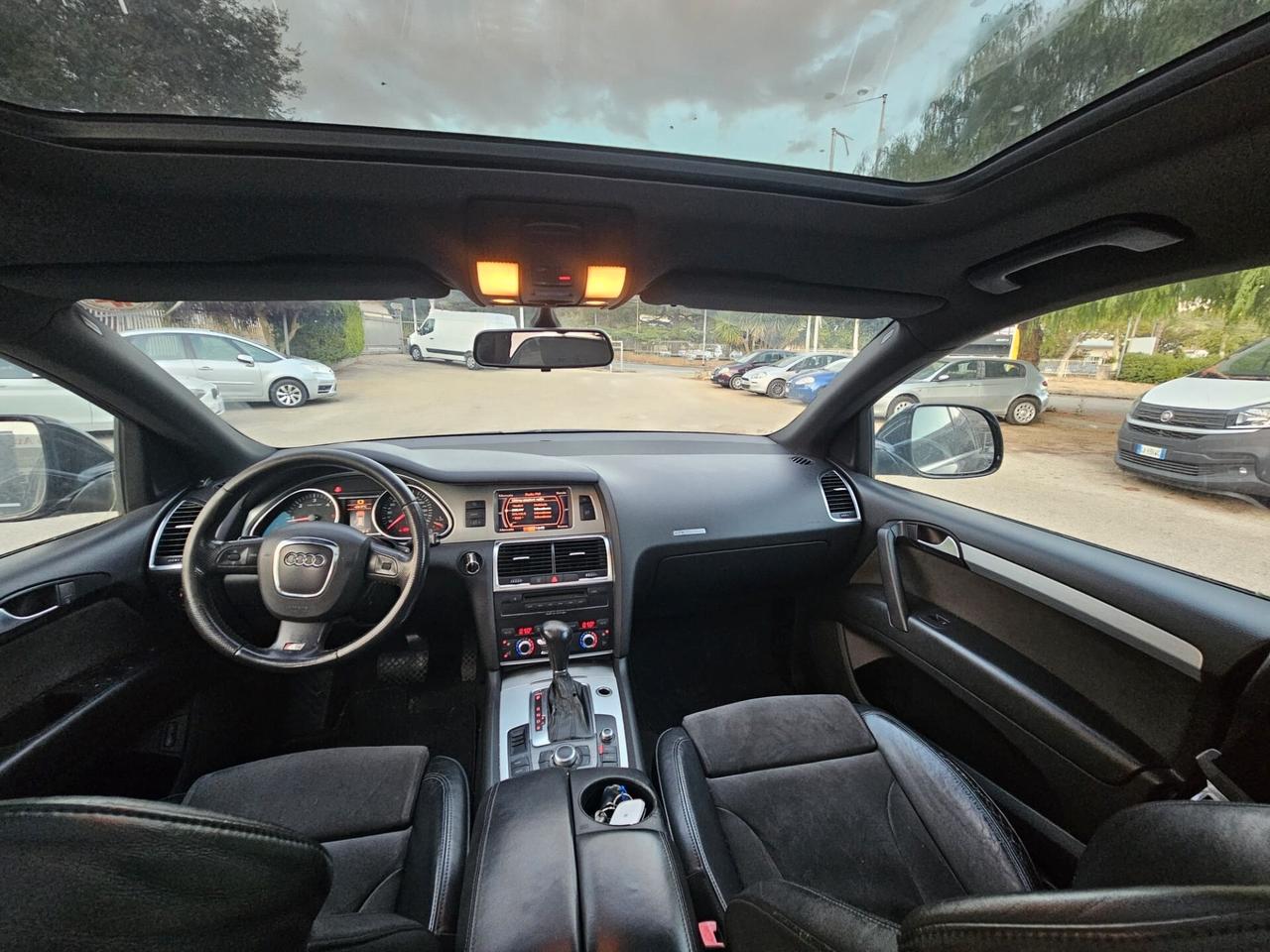 Audi Q7 3.0 V6 TDI 233CV quattro tiptronic