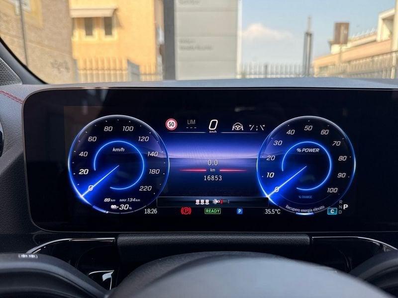 Mercedes-Benz EQA 300 AMG Line Advanced 4matic