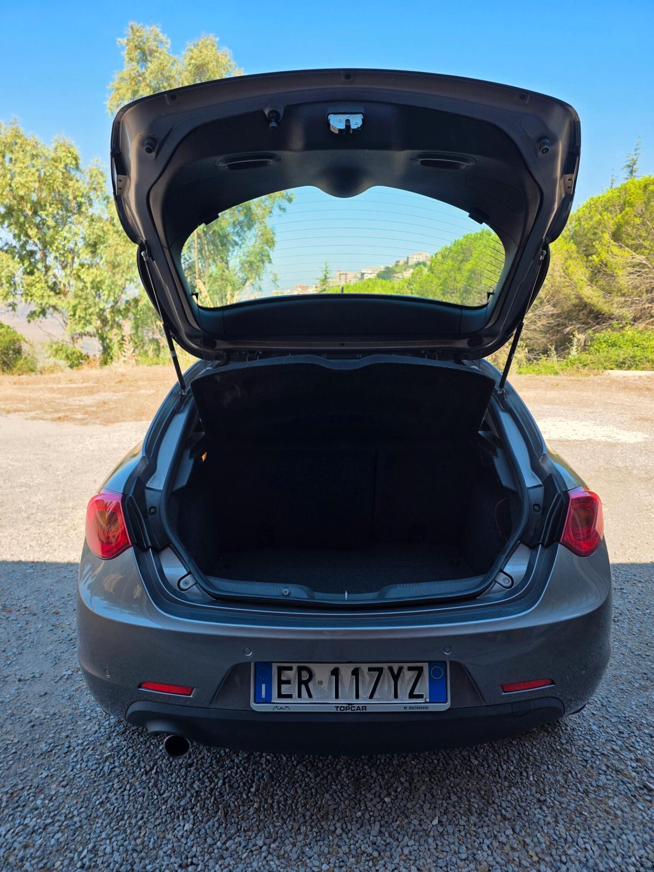 Alfa Romeo Giulietta 1.6 JTDm-2 105 CV Distinctive