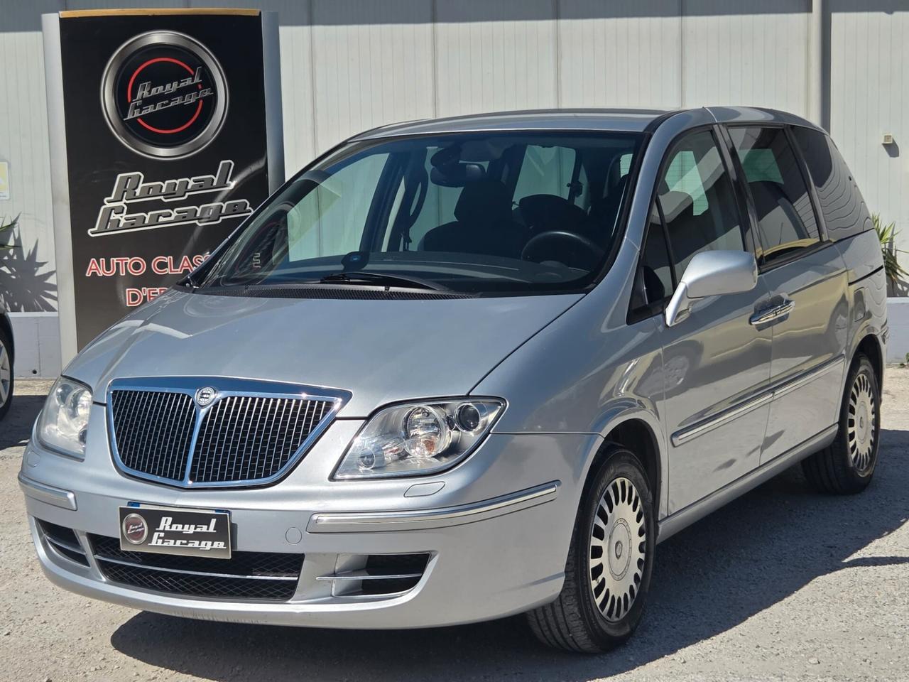 Lancia Phedra 2.0 MULTIJET EMBLEMA 8 POSTI