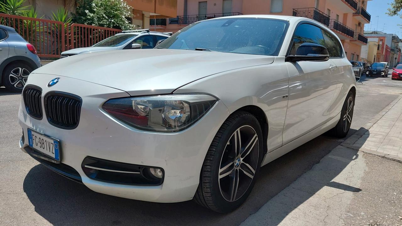 BMW SERIE 1 3p. Sport *TETTO