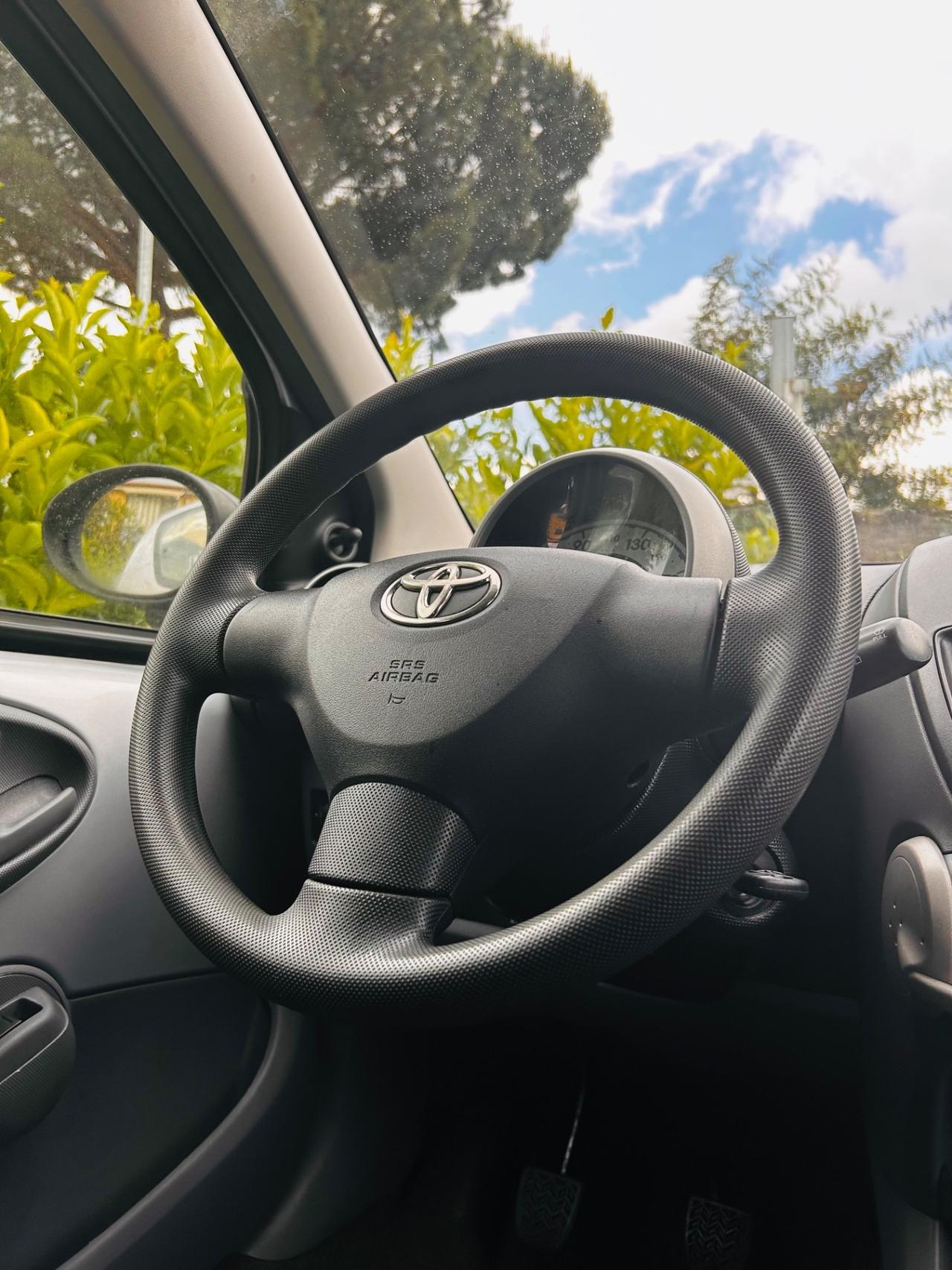 Toyota Aygo 1.0 12V VVT-i 5 porte Now