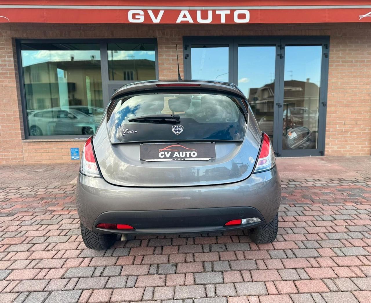 Lancia Ypsilon 1.2 69 CV Silver