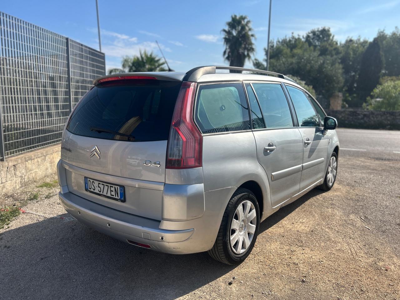 Citroen C4 Grand Picasso 1.6 120 cv-2009-METANO