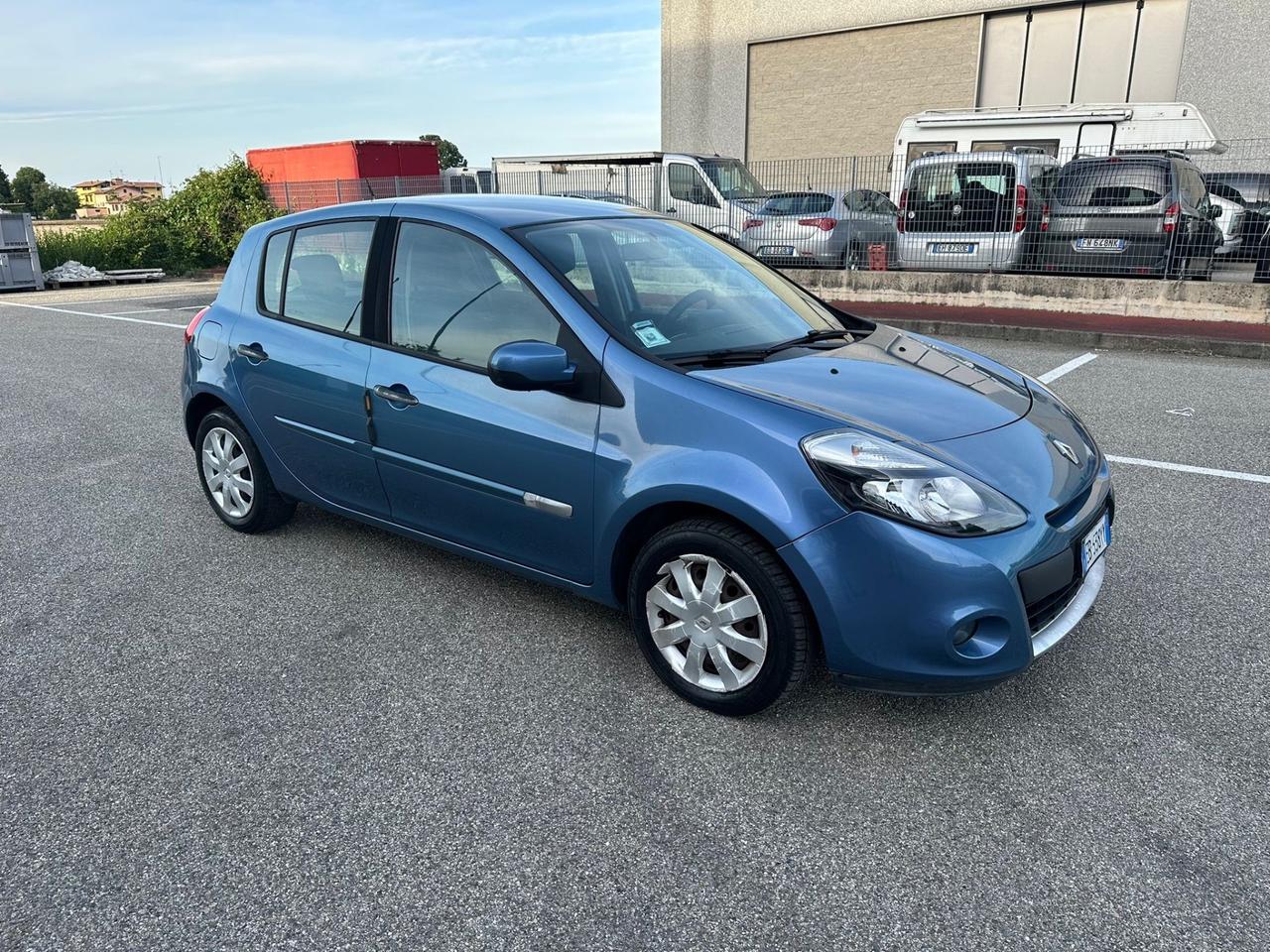 Renault Clio 1.2 16V 5 porte GPL Dynamique