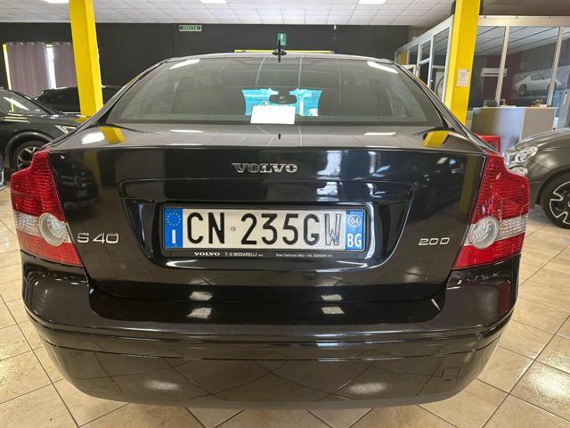 VOLVO S40 2.0 D cat Momentum