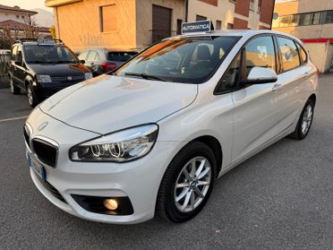 Bmw Active Tourer 218d Active Tourer Advantage Automatica *NAVI/XENO/PORTELLONE ELETTRICO*