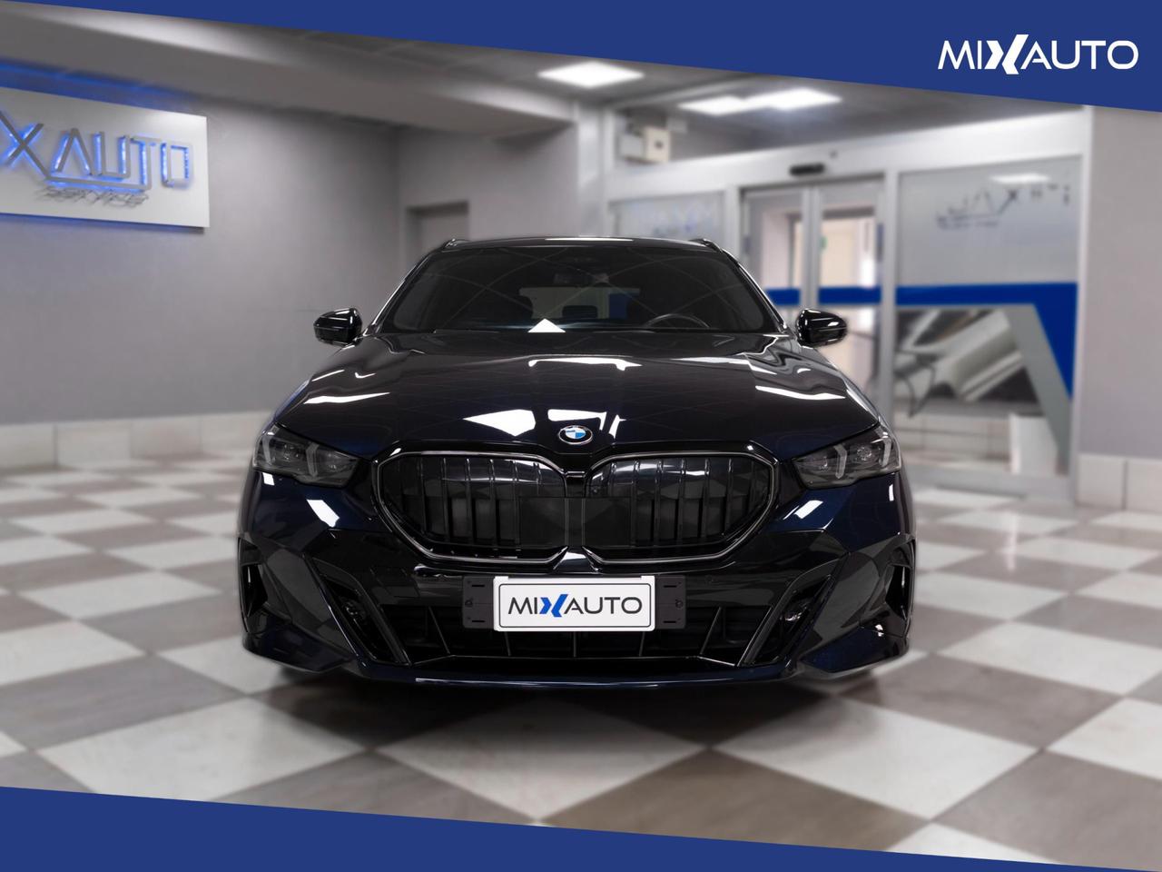 BMW 520 d Touring 48V xDrive Auto