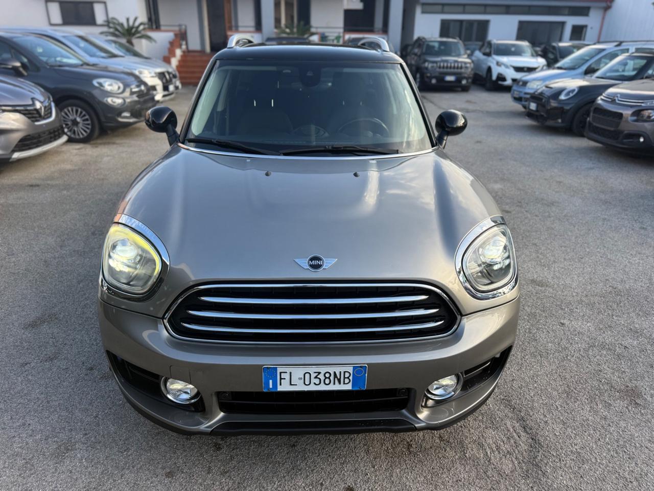 Mini Cooper D Countryman 2.0 Hype Automatica