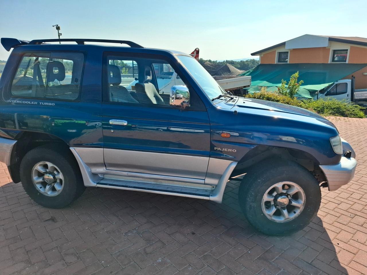 Mitsubishi Pajero 2.5 TDI Metal-top S.S. GLS Target