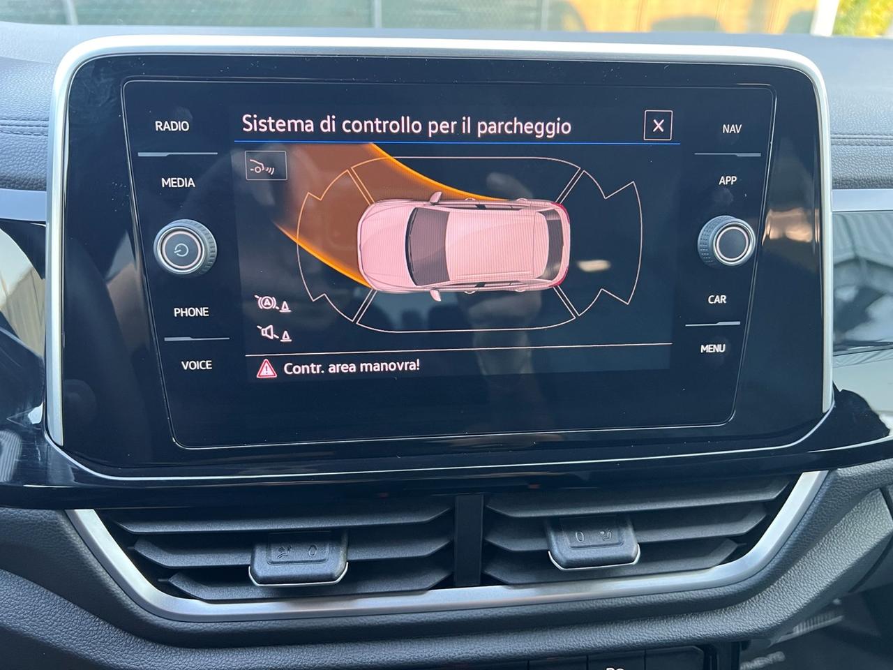 VOLKSWAGEN T-Roc 2022 1.5 tsi R-Line dsg - PARI AL NUOVO!