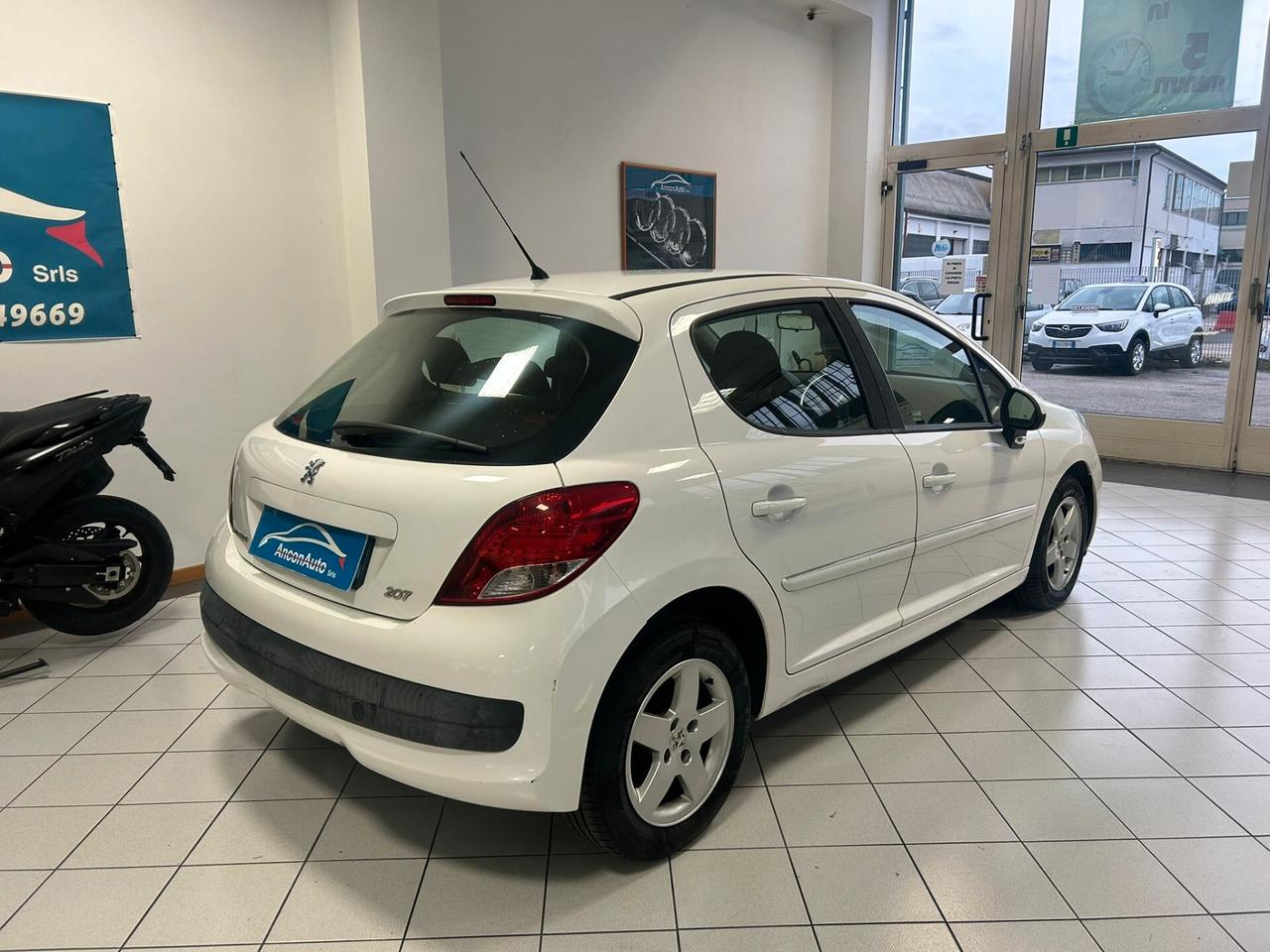 Peugeot 207 1.4 HDi X NEOPATENTATI 2011