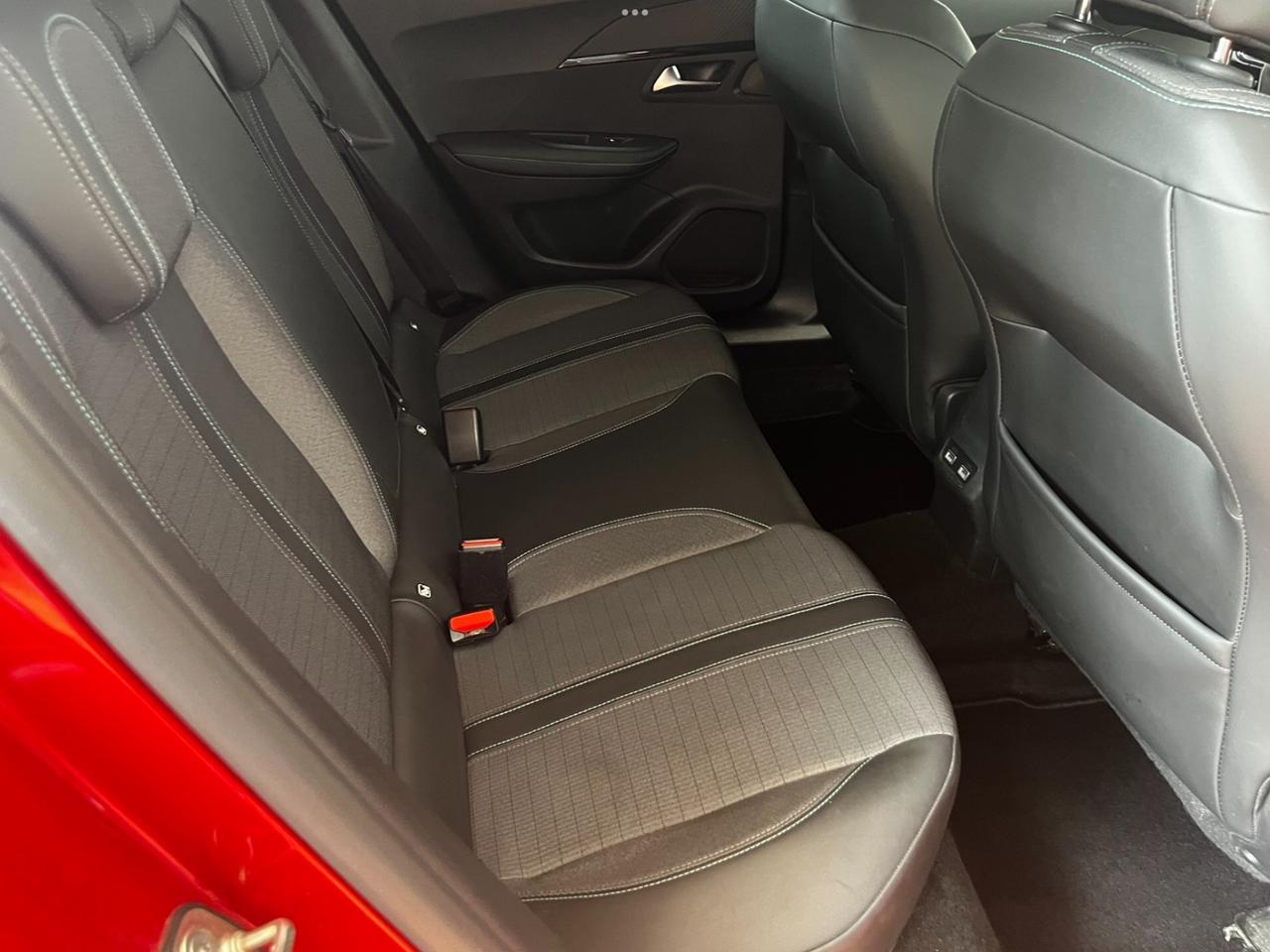 Peugeot 2008 PureTech 130 S&S EAT8 Active Pack Perfetta