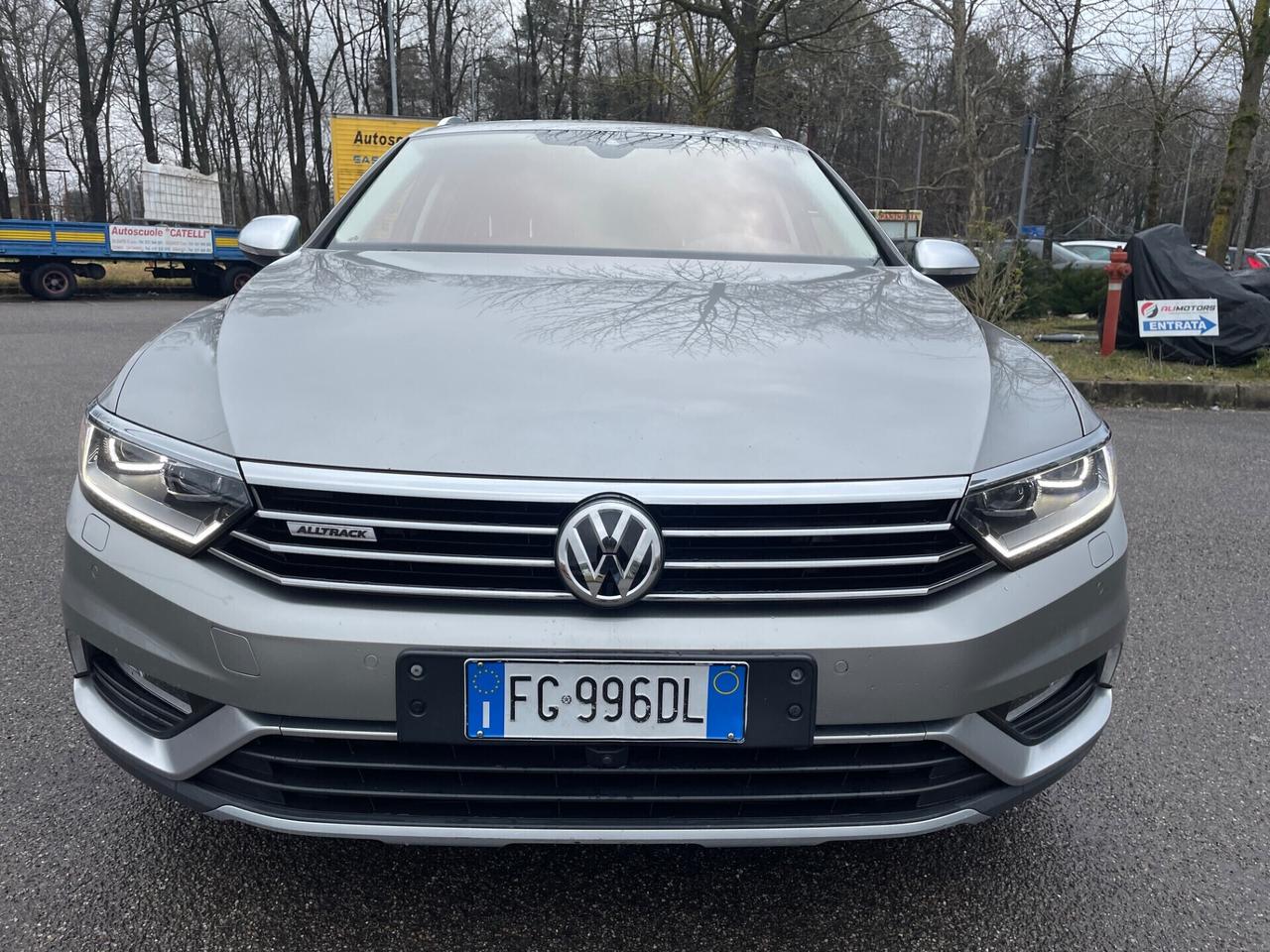 Volkswagen Passat Business Alltrack 2.0 TDI 190 CV 4MOTION DSG*TETTO*NAVI*CERCHI