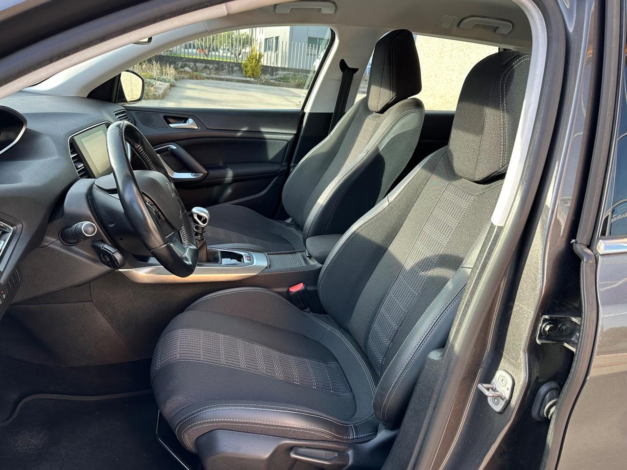 Peugeot 308 BlueHDi 130 S&S SW Active