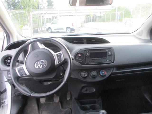 TOYOTA Yaris 1.0 72 CV 5 porte Cool