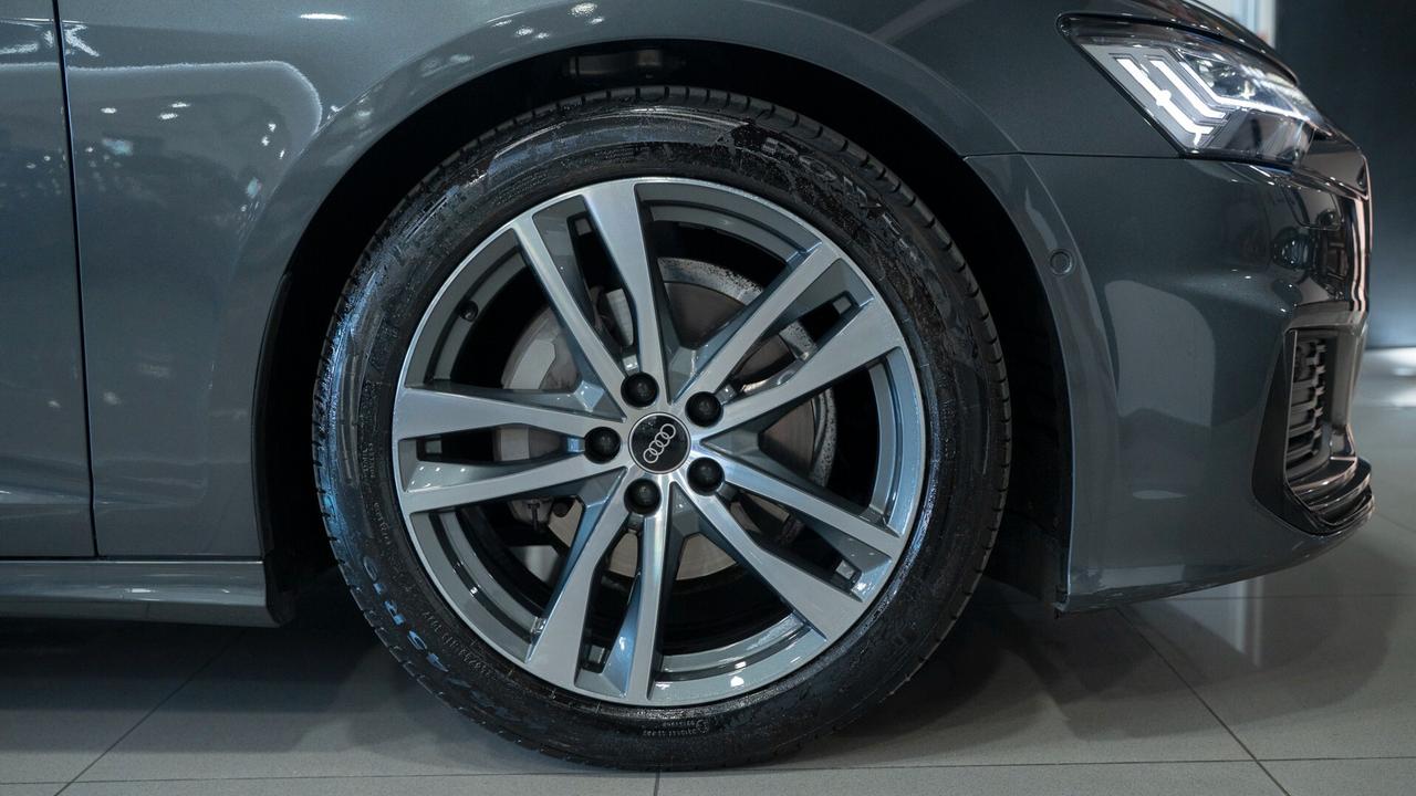 Audi A6 AVANT 40 2.0 TDI 3 X S LINE TRONIC MHEV QUATTRO 19" VIRTUAL CKT BANG & OLUFSEN PACK LUCI M