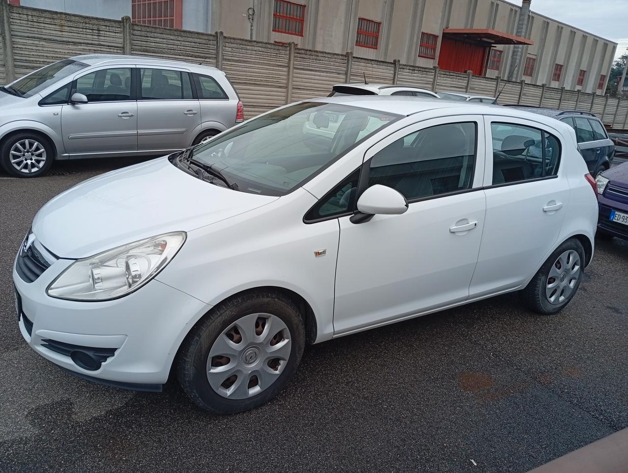 Opel Corsa 1.2 80CV 5 porte GPL-TECH Club