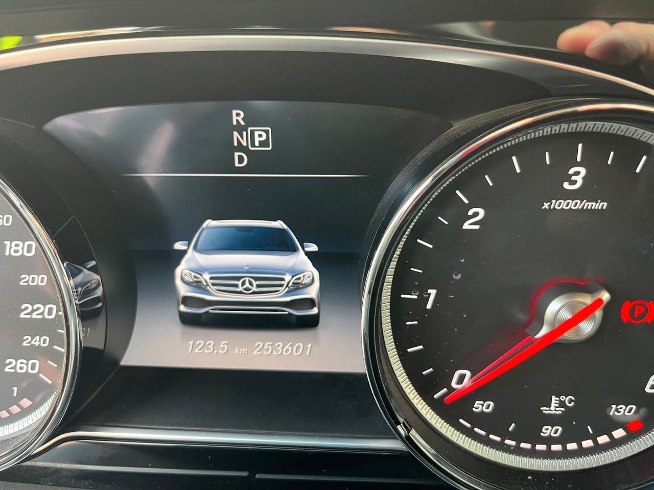 Mercedes-benz E 350 diesel S.W. 258 cv cambio aut.