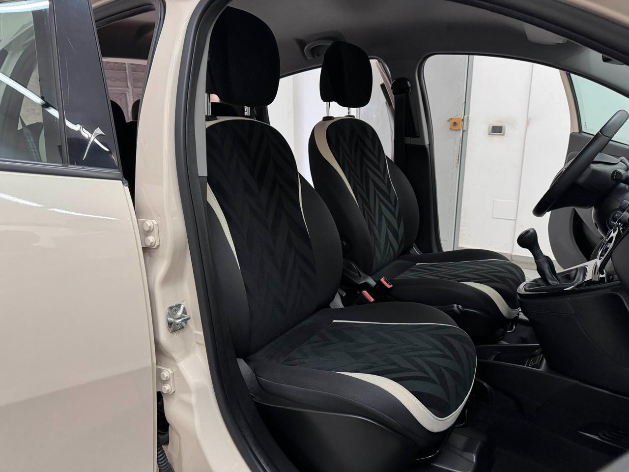 Lancia Ypsilon 1.3 MJT 16V 95 CV 5 porte Gold 2017