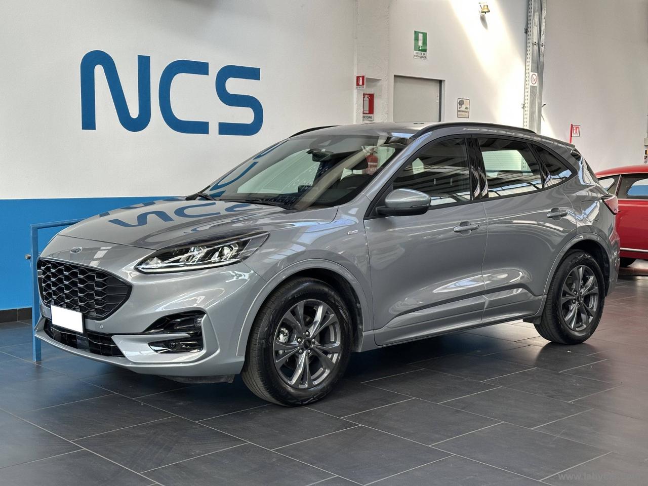 FORD Kuga 2.5 Full Hybrid 190 CVT 2WD ST-Line