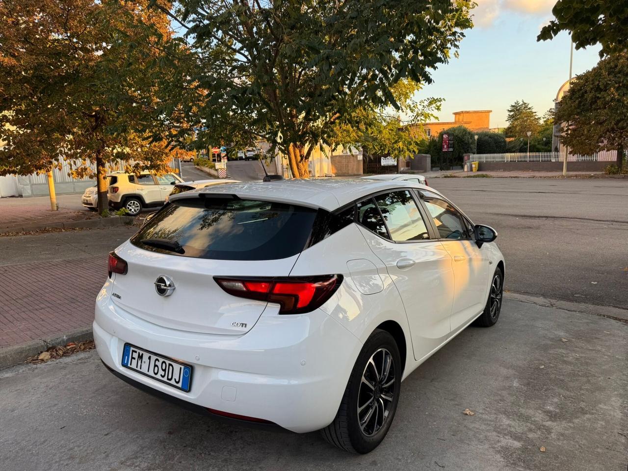 Opel Astra 1.6 CDTi 110CV
