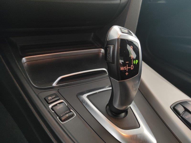 BMW Serie 3 (F30/F31) - 318d Business Advantage aut.