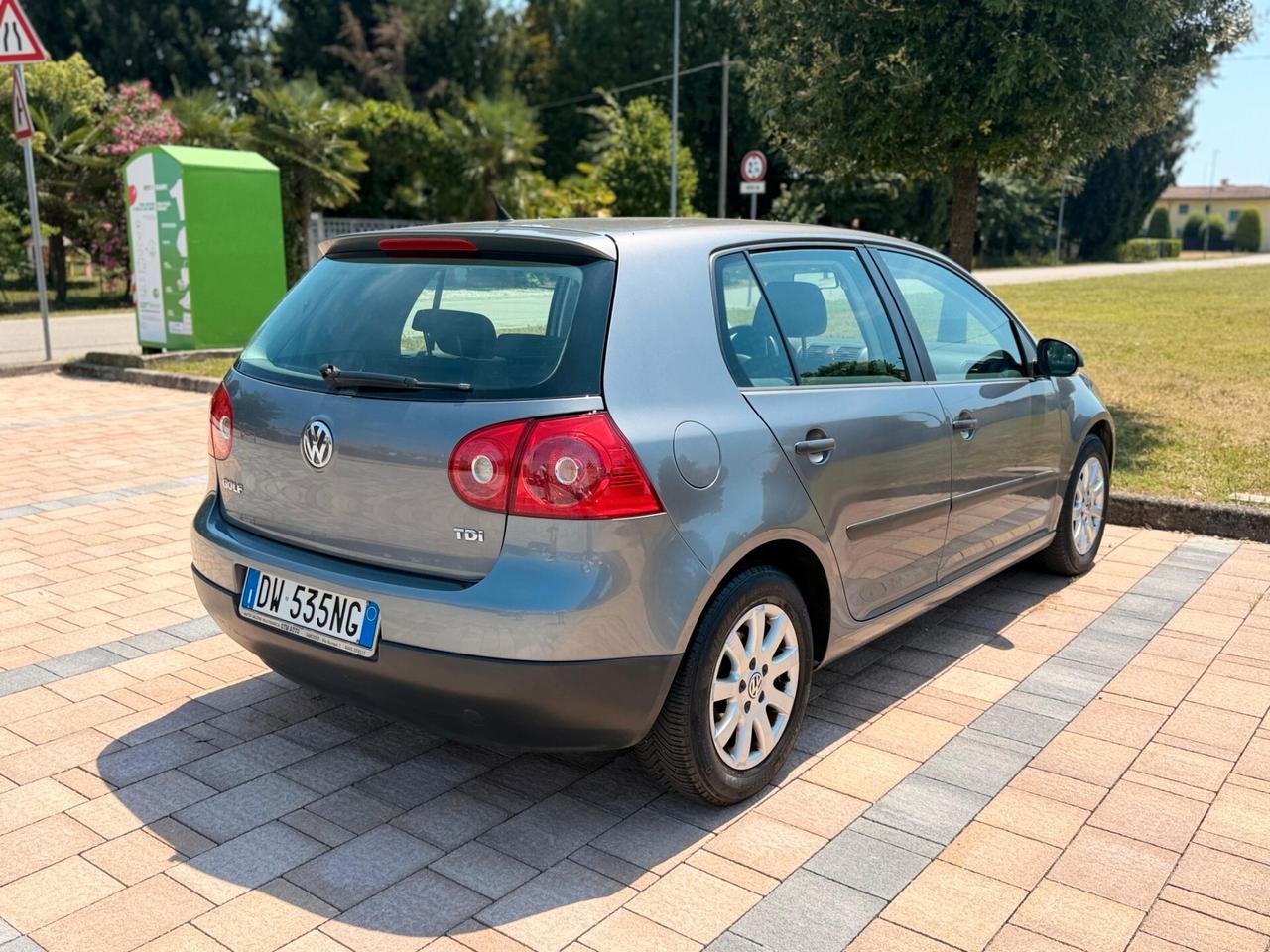 Volkswagen Golf 1.9 TDI DPF 5p. Diesel