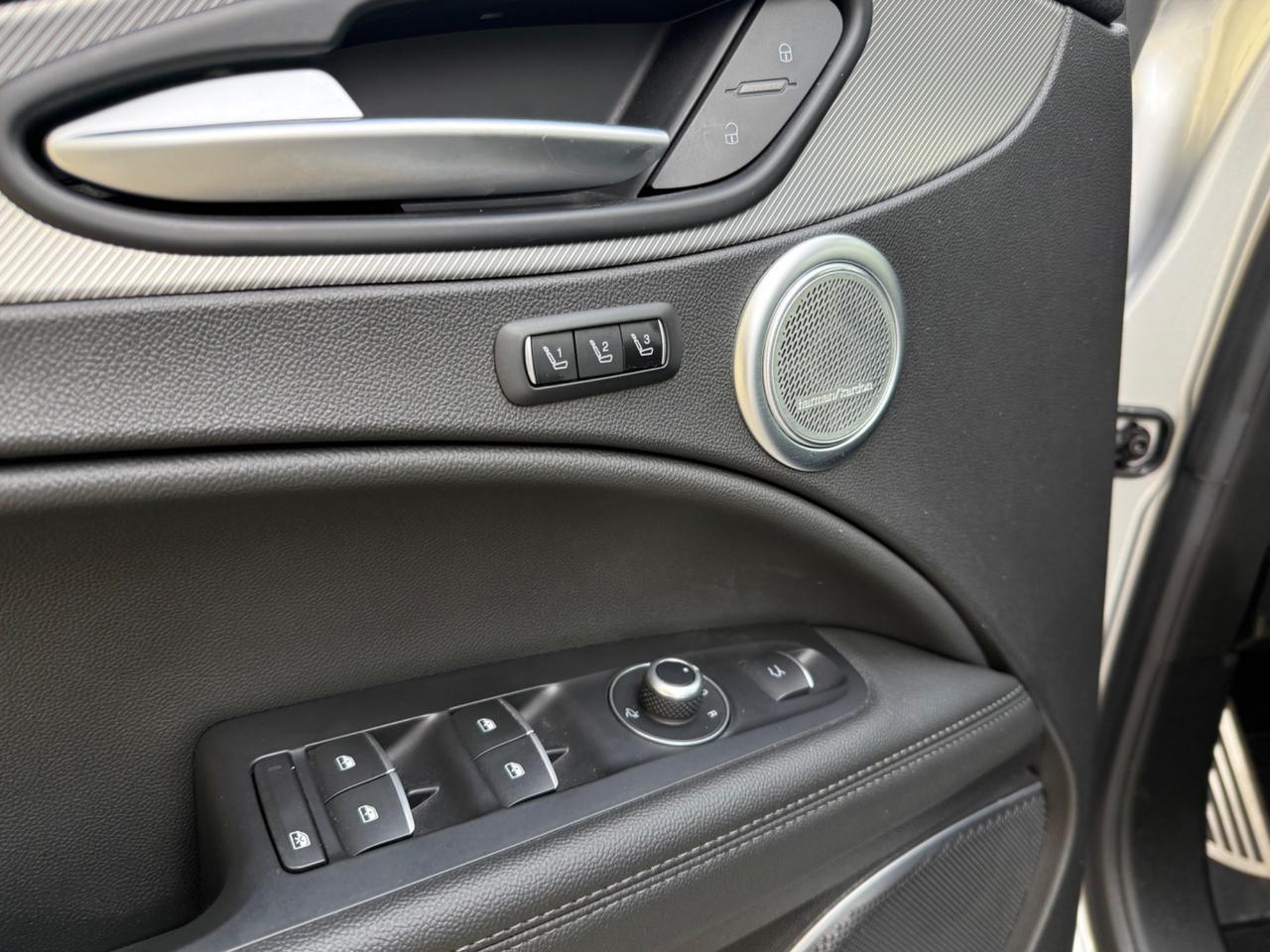 Alfa Romeo Stelvio 2.2 Turbodiesel 210 CV AT8 Q4 Veloce Tì