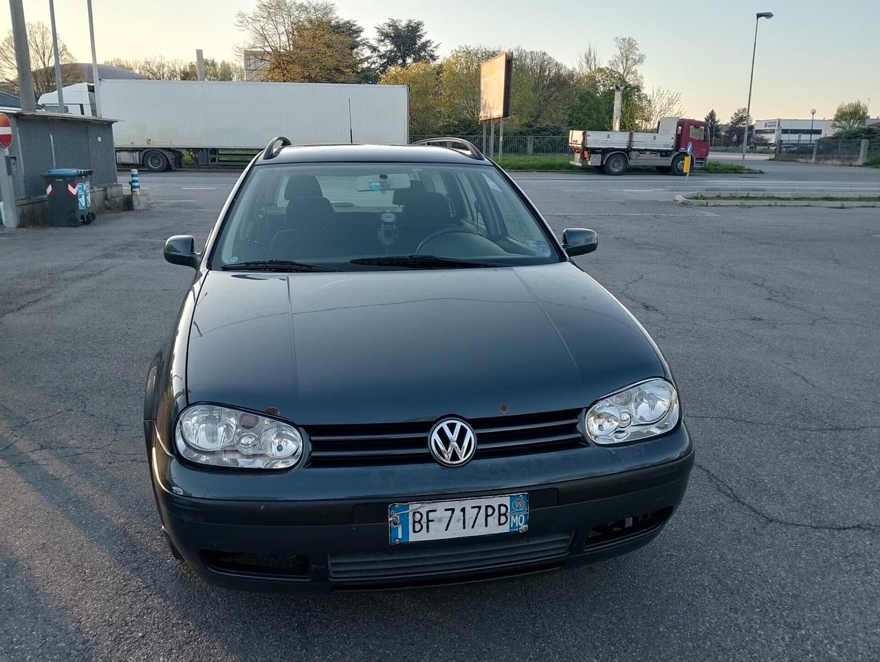 Volkswagen Golf station wagon 1.6 cc impianto GPL brc valido fino 2034 30.000 km