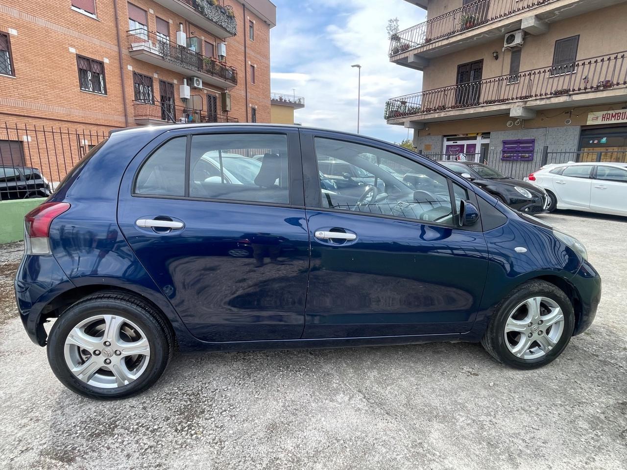 Toyota Yaris 1.3 5 porte M-MT Sol !!AUTOMATICA!!