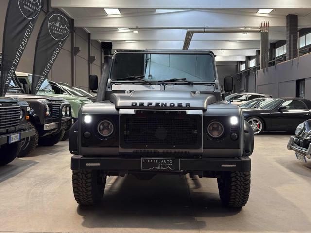 LAND ROVER Defender 110 2.5 Td5 cat S.W. SE