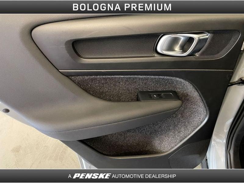 Volvo XC40 XC40 B3 automatico Core