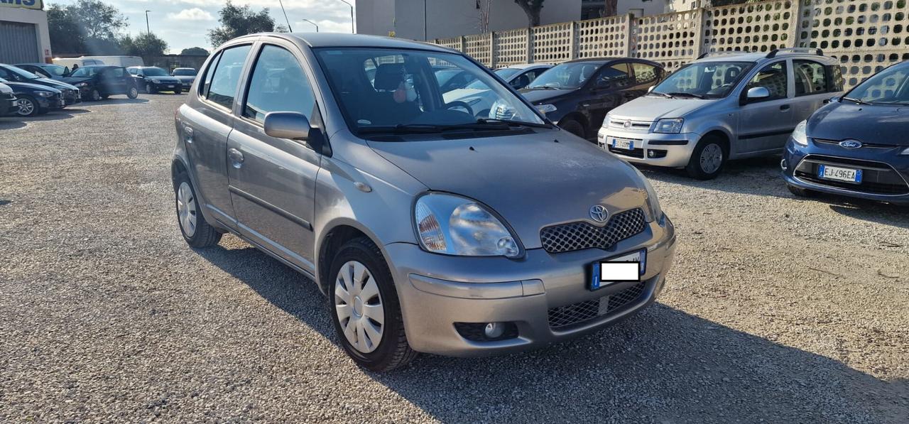Toyota Yaris 1.0 5porte Sol 100.000km