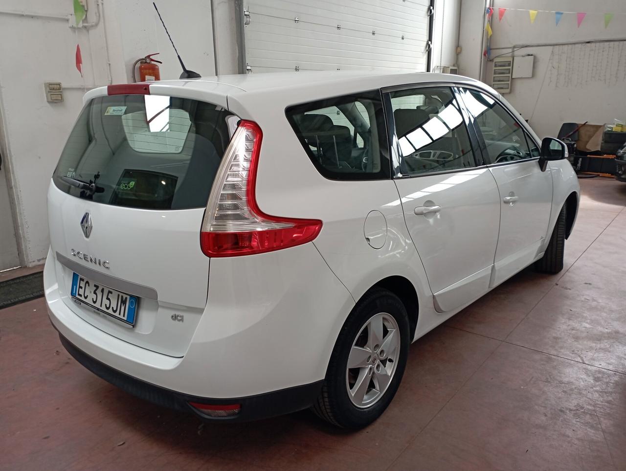 Renault Scenic Scénic X-Mod 1.5 dCi 110CV 7 POSTI