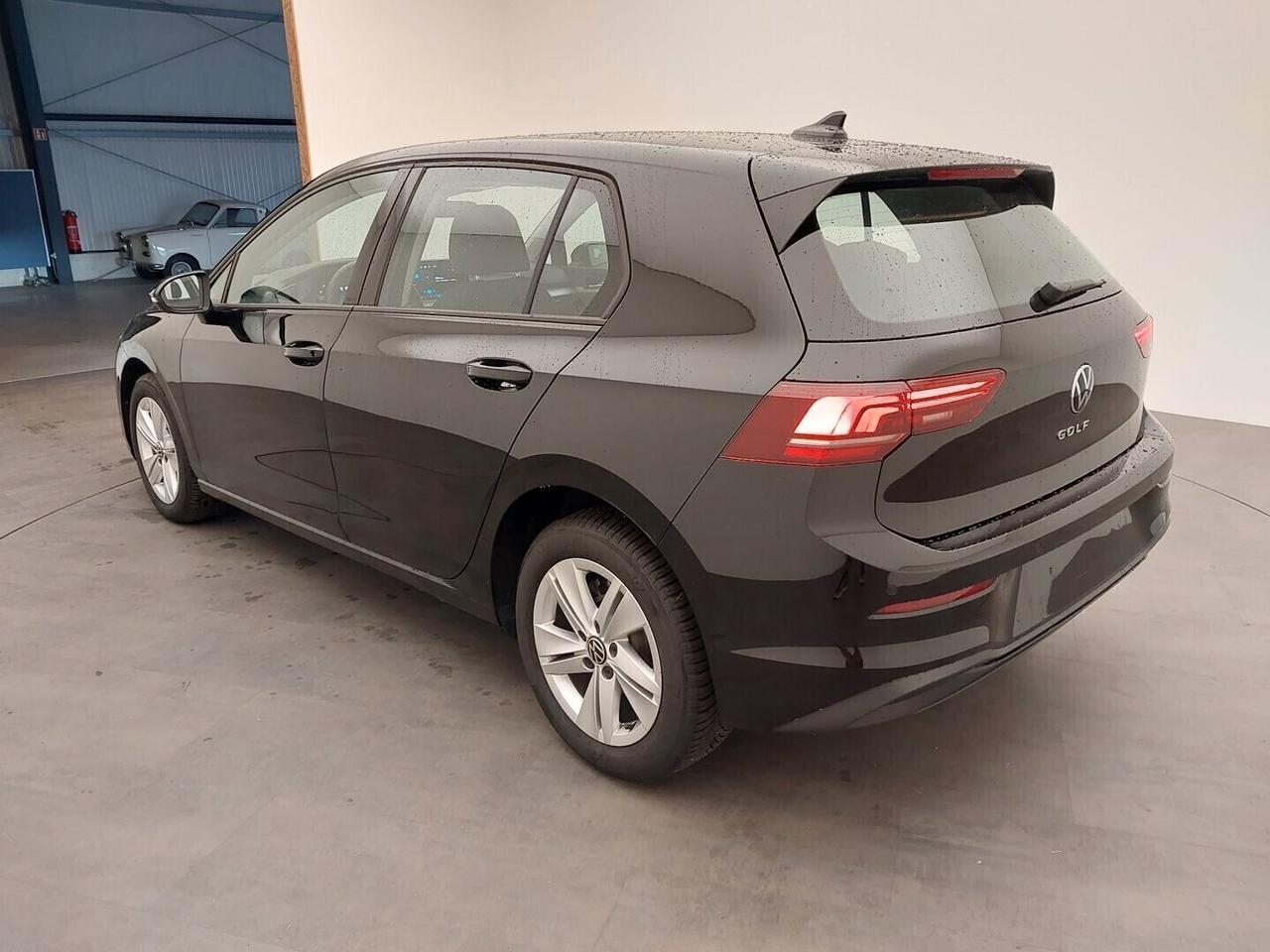 Volkswagen Golf RESTYLING 8.5 - 2.0 tdi 115cv. 5 anni di Garanzia