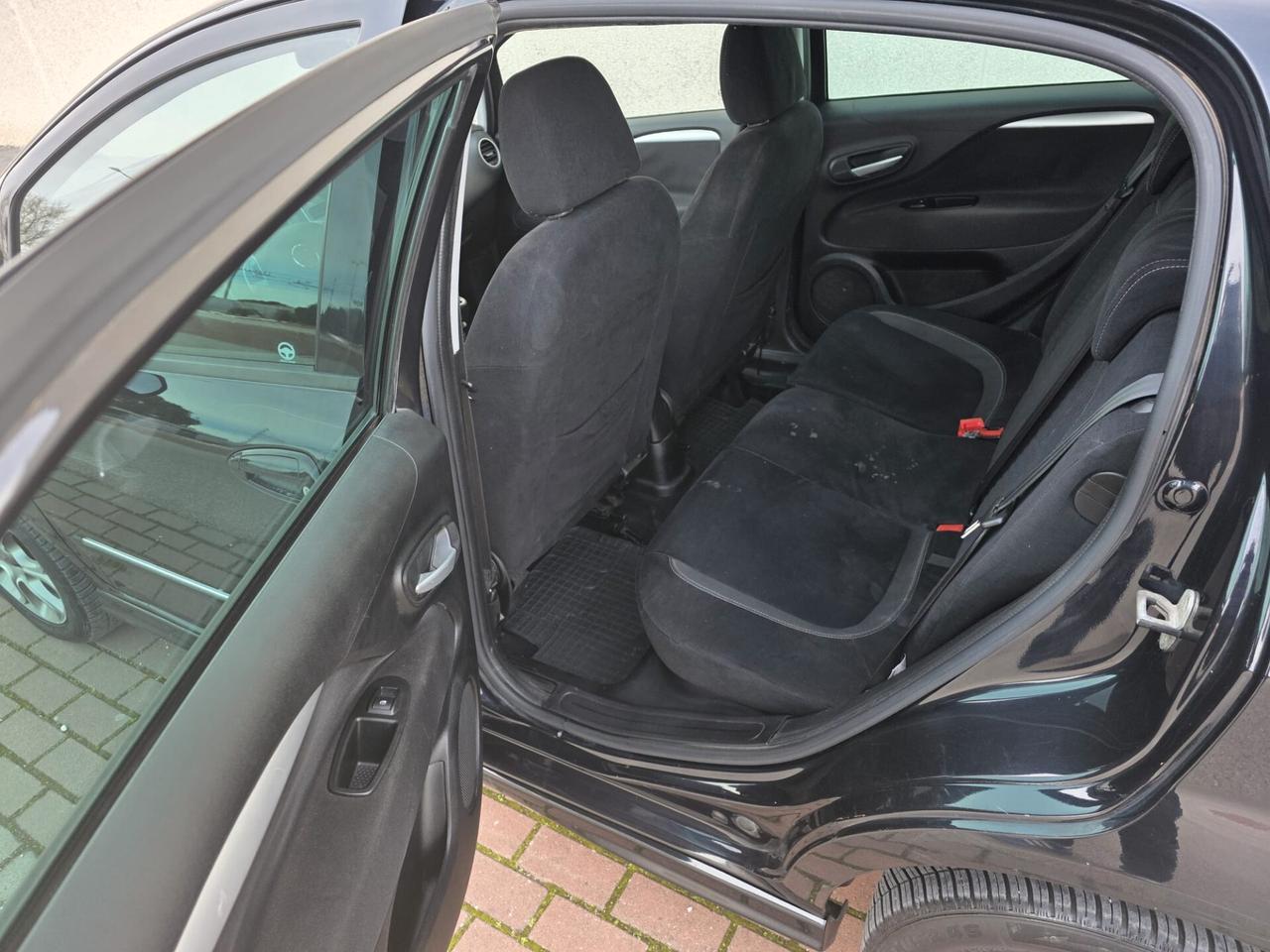 Fiat Punto 1.4 8V 5 porte Natural Power Street