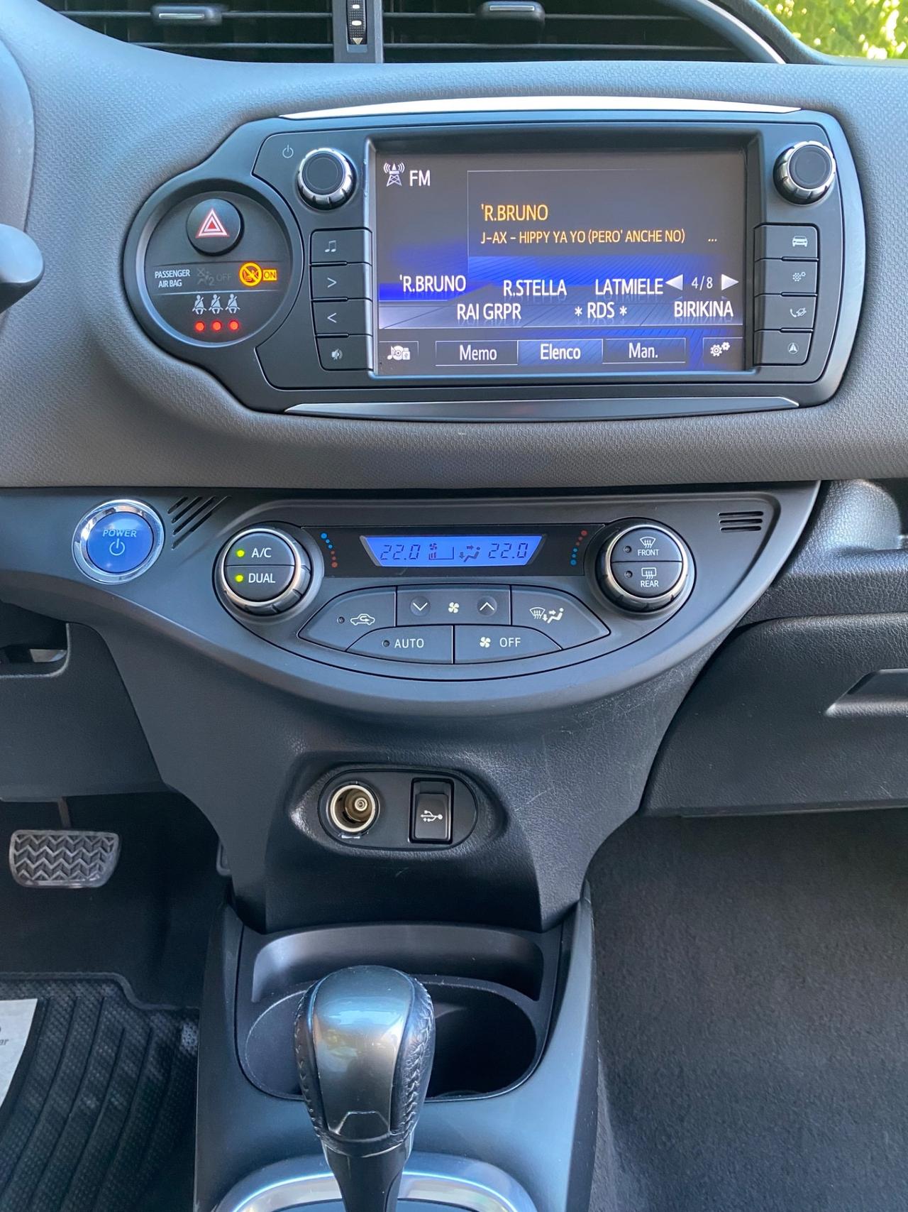 Toyota Yaris 1.5 Hybrid 5 porte Active NEOPATENTATI!!!