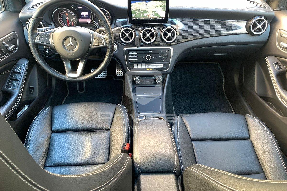 MERCEDES GLA 200 d Automatic Premium