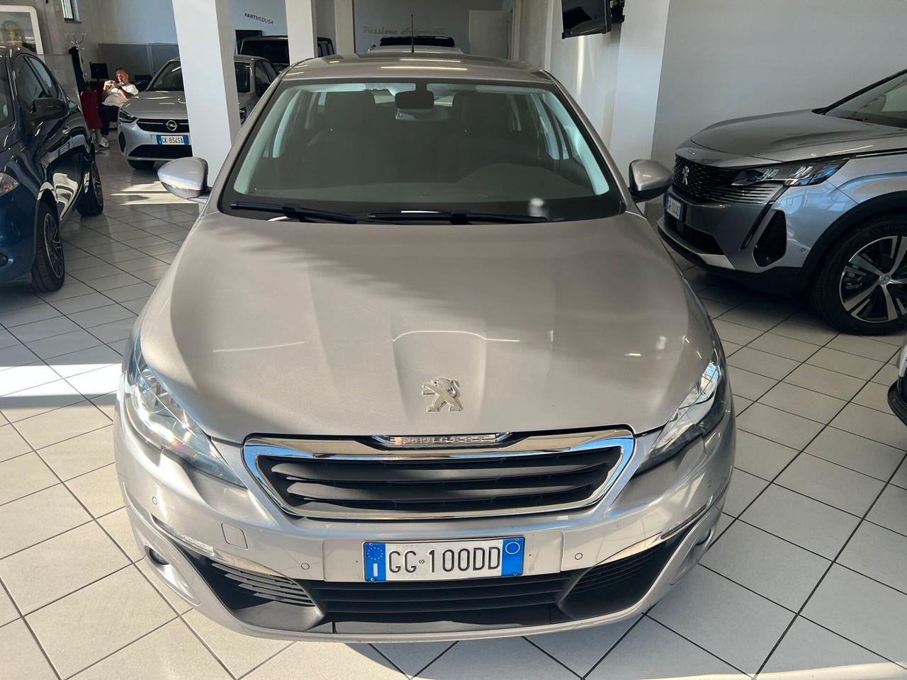 Peugeot 308 BlueHDi 150 S&S SW Allure