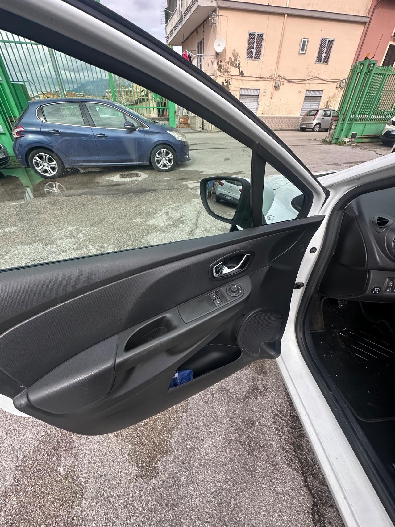 Renault Clio 1.2 75CV GPL 5 porte Wave