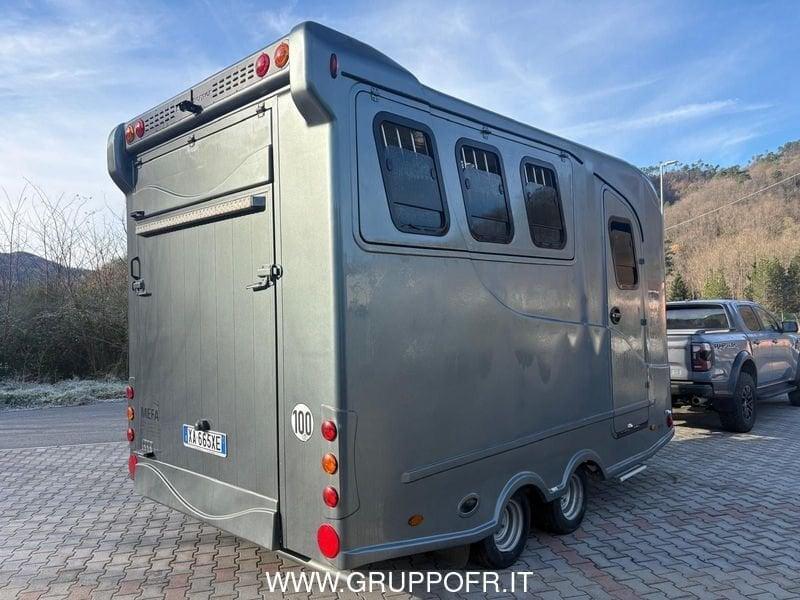 Trailer STEINSBERGER 3PF STEINSBERGER 3PF TRASPORTO CAVALLI