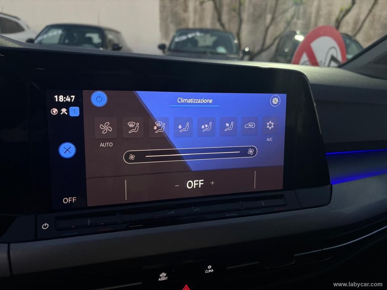 VOLKSWAGEN Golf 2.0 TDI DSG SCR Life STUPENDA COME NUOVA!