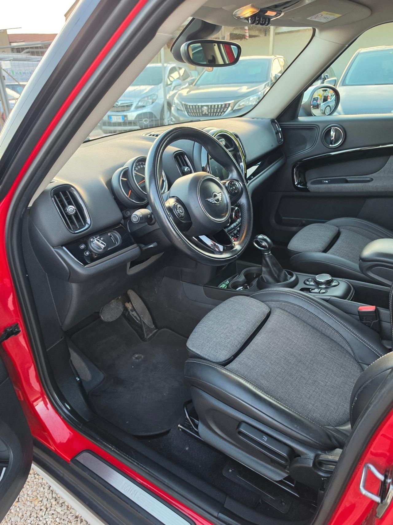 Mini Cooper D Countryman 2.0 Hype