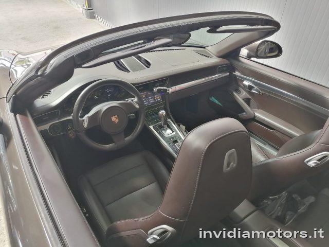 PORSCHE 991 Carrera Cabriolet Macadamia