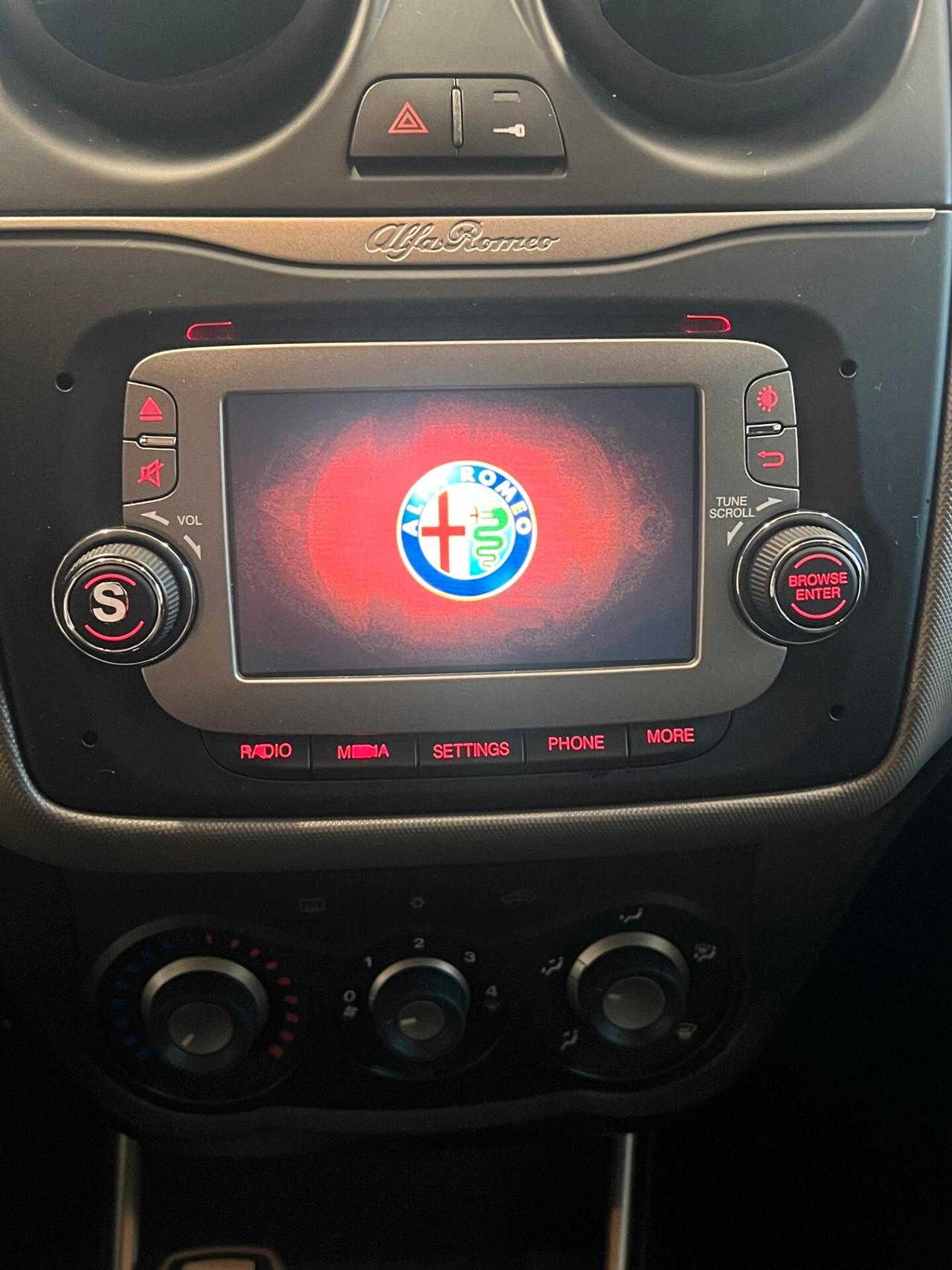 Alfa Romeo MiTo 1.3 JTDm 85 CV S&S Distinctive