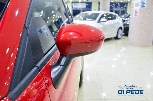 FIAT 500 1.0 Hybrid Red club