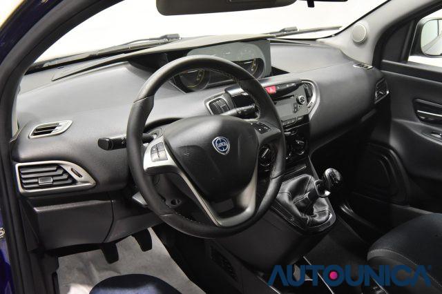 LANCIA Ypsilon 1.2 69CV 5 PORTE S MOMODESIGN NEOPATENTATI