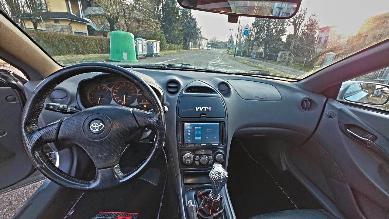 Toyota Celica 1.8 VVT-i